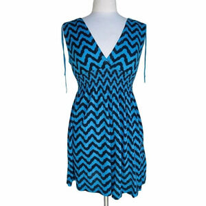 ROCK&ROLL COWGIRL Women’s Size M Blue Chervon Zigzag Prints V-neck Ruching Dress